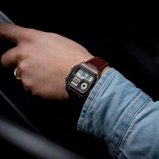 Casio Uhr AE-1200WHL-5AVEF